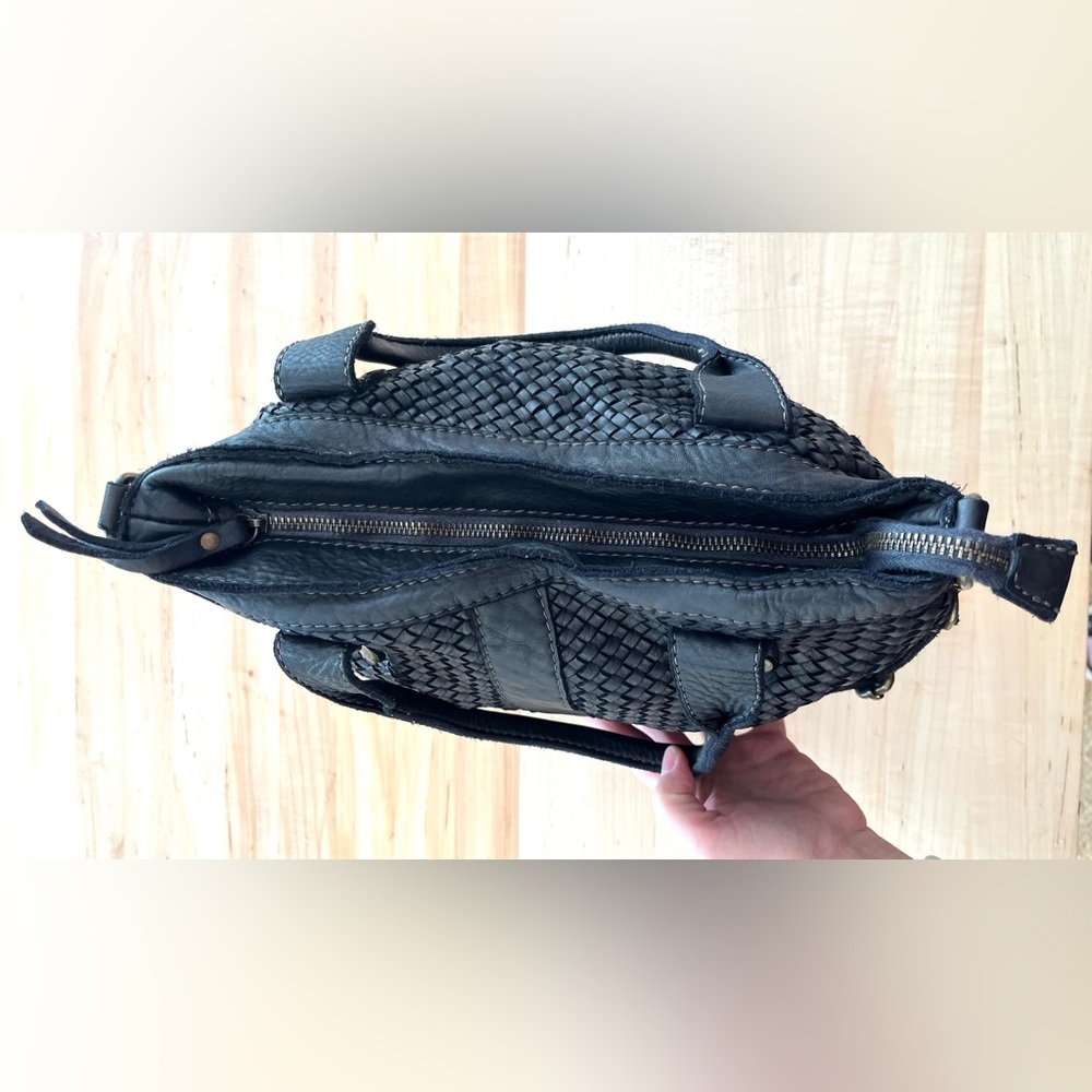 Sundance Black Leather Woven Shoulder Bag, Made in Italy by Wepell 🇮🇹 - Picture 9 of 11